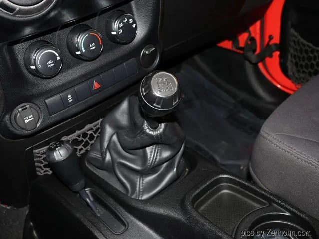 2013 Jeep JK Wrangler - Image 18 of 21
