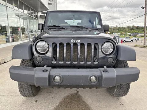 2013 Jeep Wrangler Sport 4x4