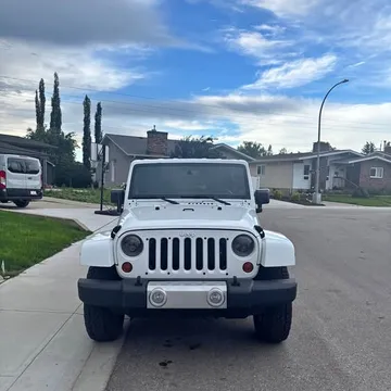2013 Jeep Wrangler Unlimited Sahara 4x4