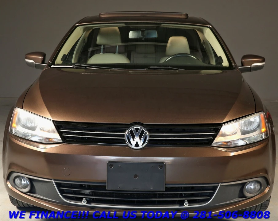 2013 Volkswagen A6 Jetta - Image 8 of 21