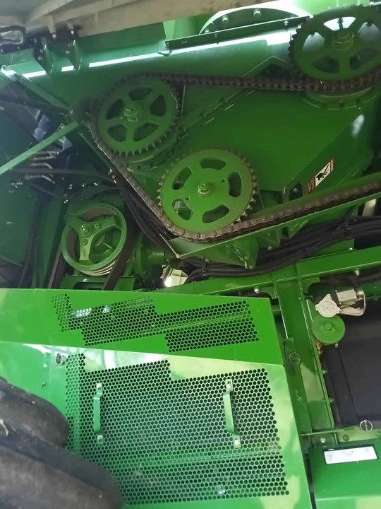 2013 John Deere - Image 9 of 9