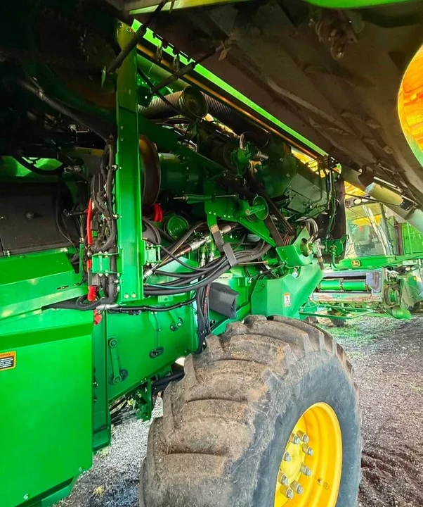 2013 John Deere - Image 3 of 3