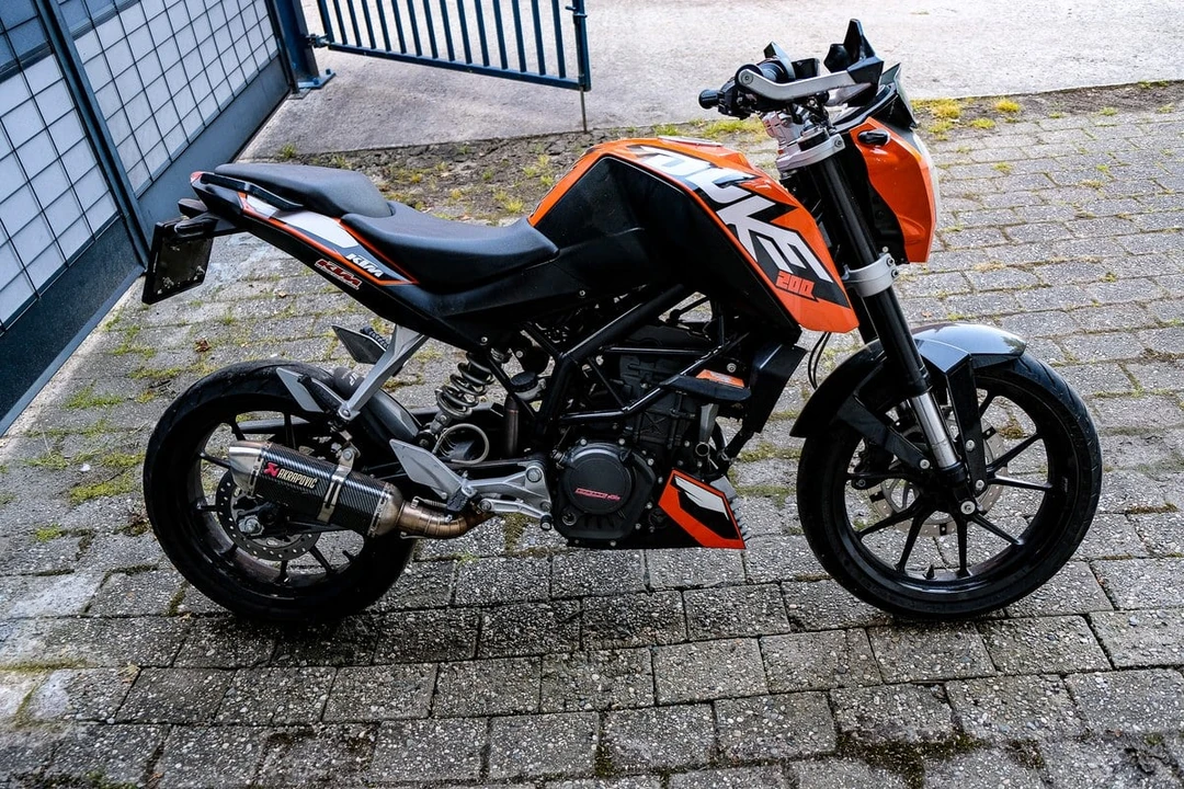 2013 KTM - Image 3 of 31
