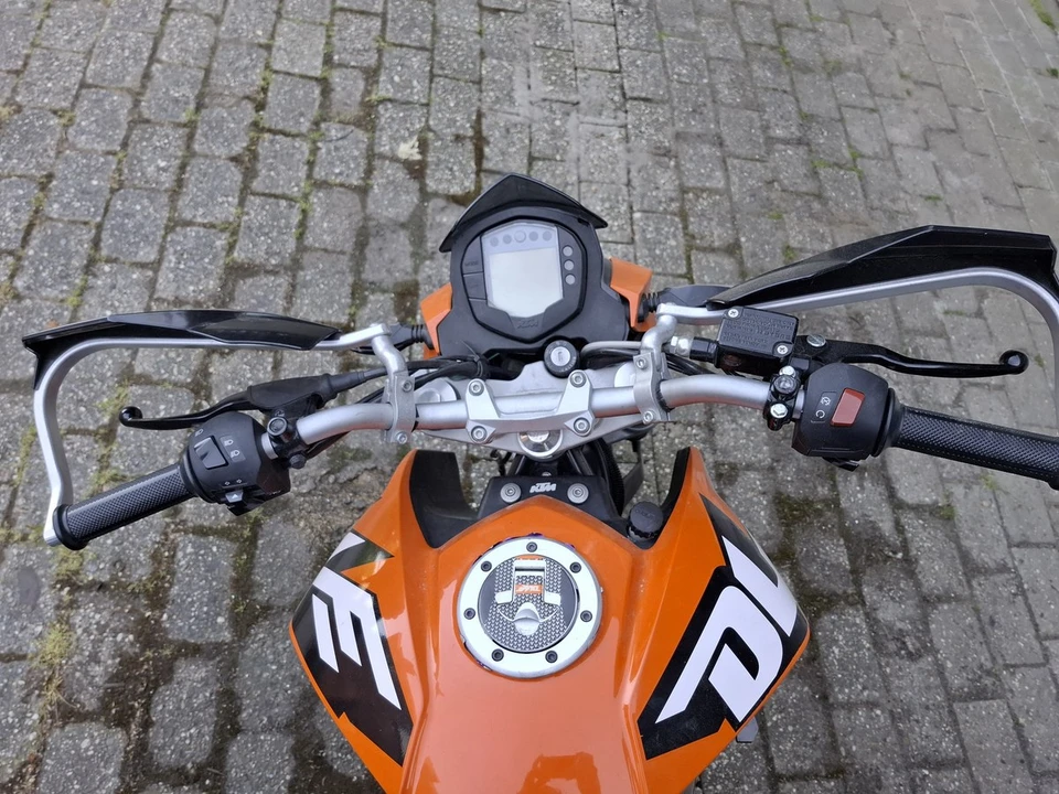 2013 KTM - Image 9 of 31