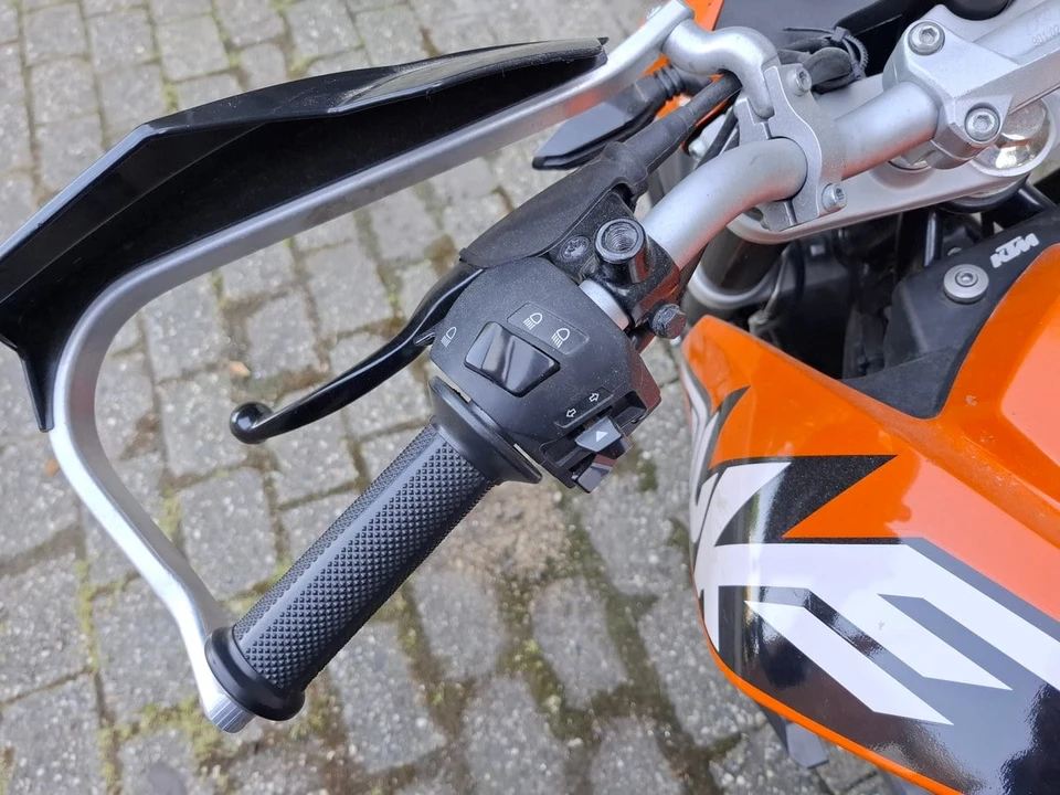 2013 KTM - Image 17 of 31