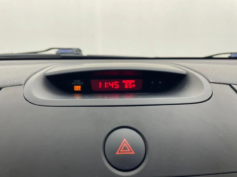 2013 Kia Forte - Image 21 of 31