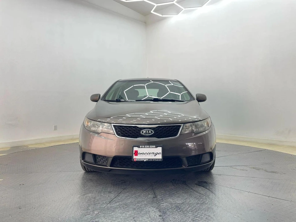 2013 Kia Forte - Image 9 of 31