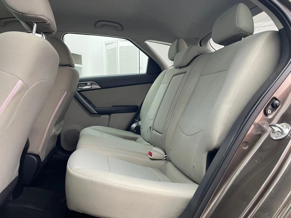2013 Kia Forte - Image 14 of 31