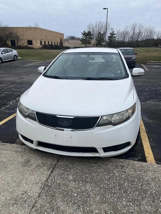 2013 Kia Forte - Image 6 of 7