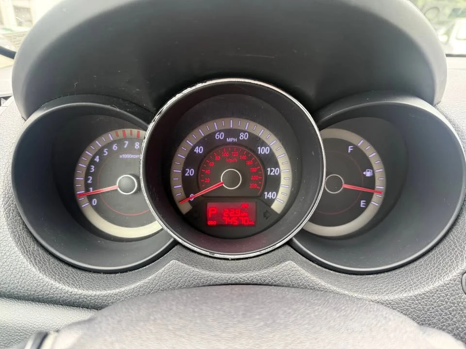 2013 Kia Forte - Image 14 of 16