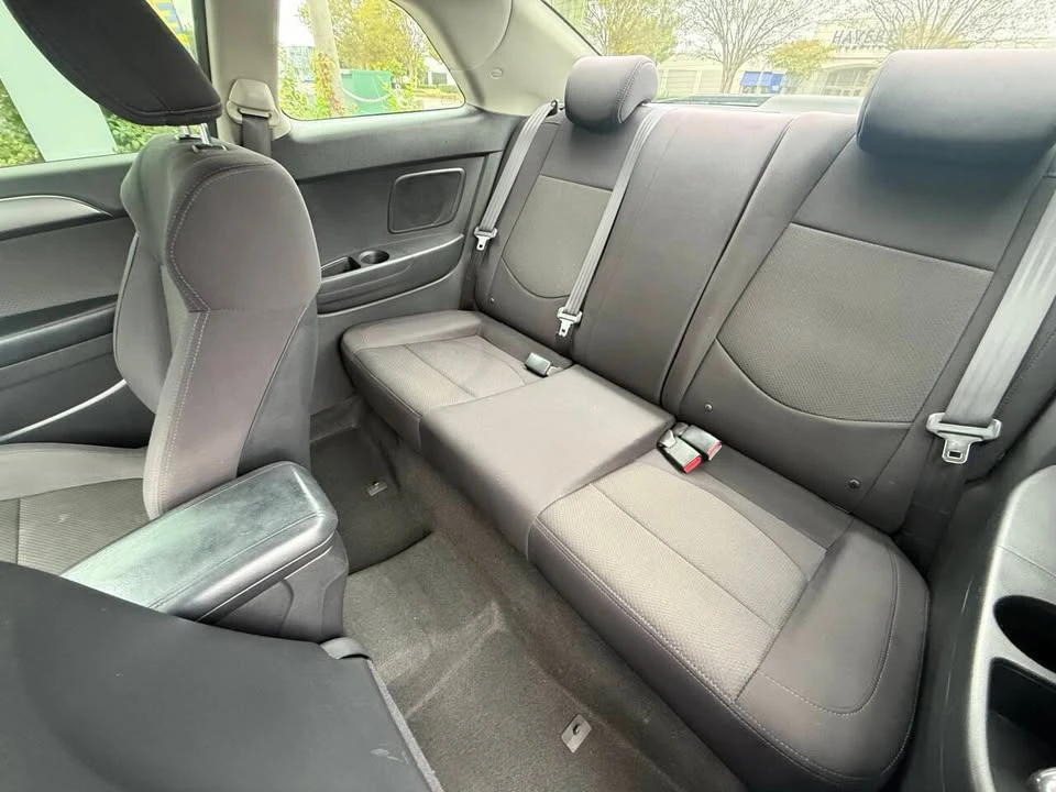 2013 Kia Forte - Image 10 of 16