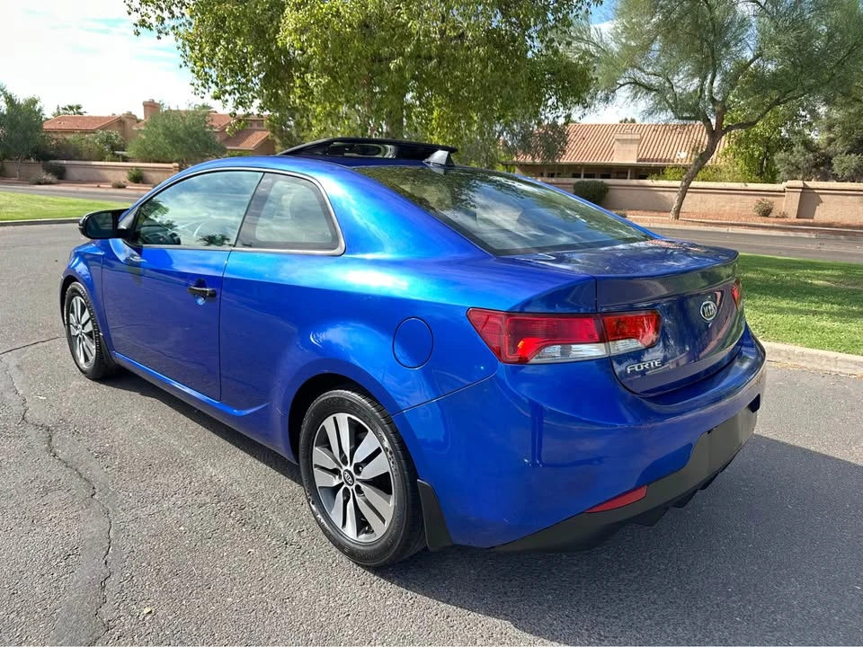 2013 Kia Forte - Image 5 of 15