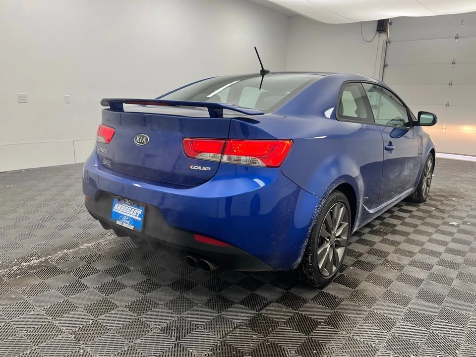 2013 Kia Forte - Image 9 of 12