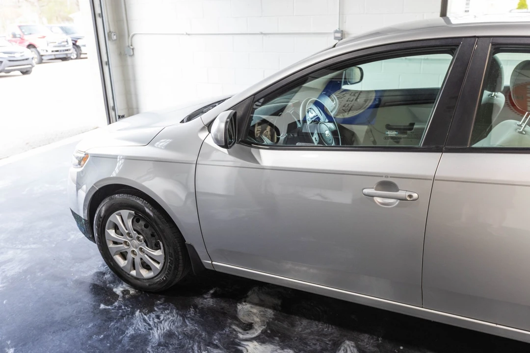 2013 Kia Forte - Image 3 of 21