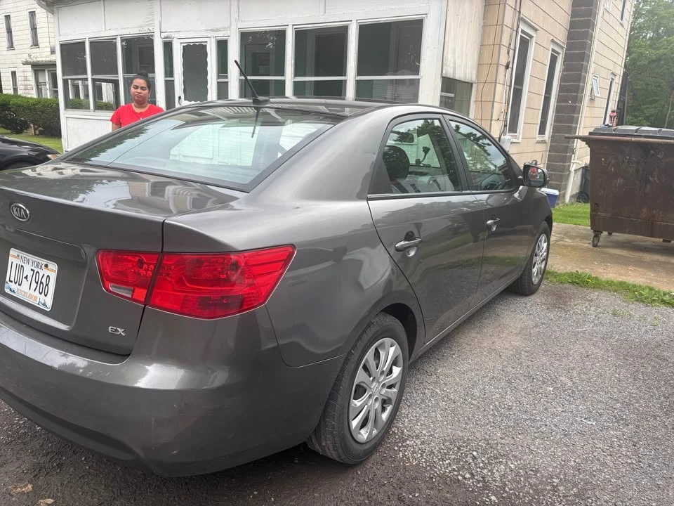 2013 Kia Forte - Image 4 of 8