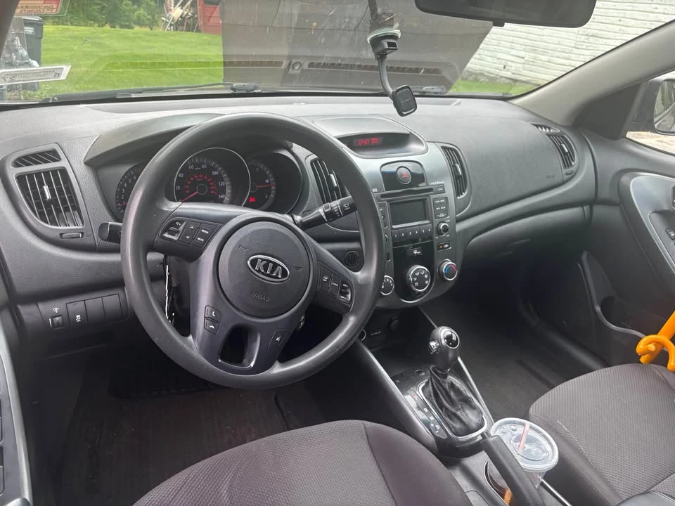 2013 Kia Forte - Image 5 of 8
