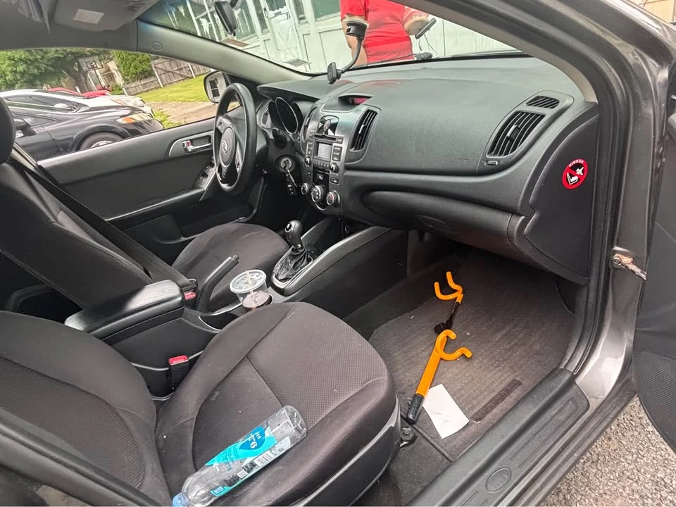 2013 Kia Forte - Image 2 of 8