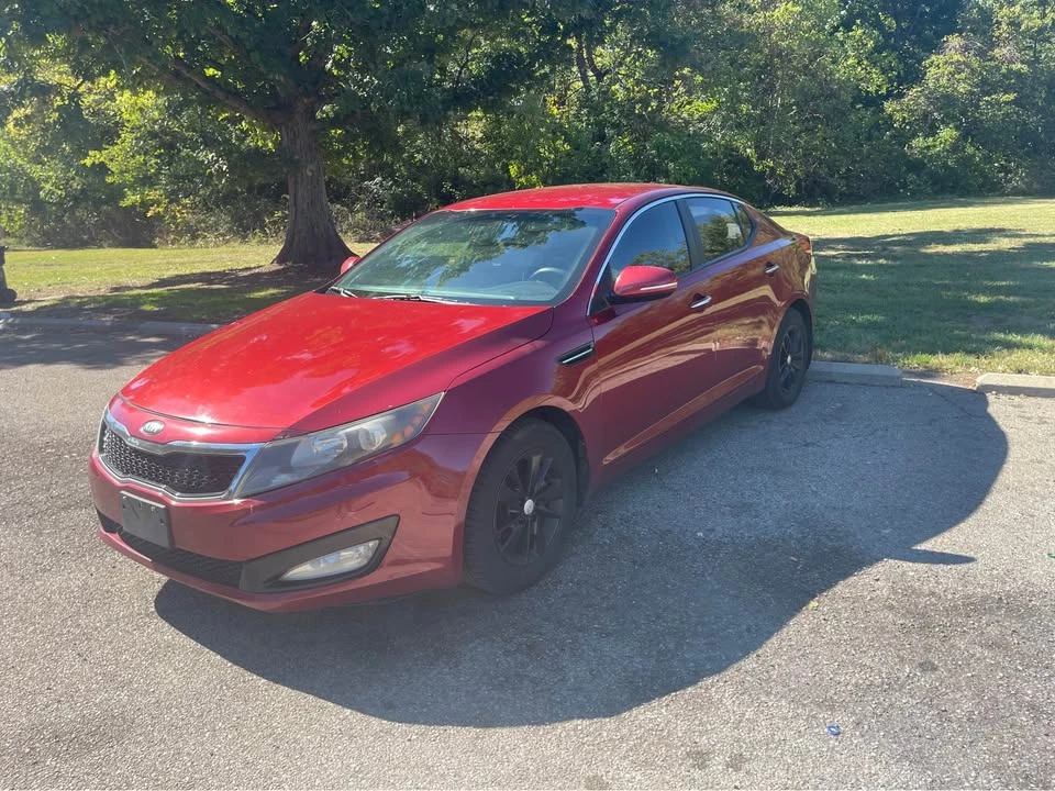 2013 Kia Optima/K5 - Image 2 of 4