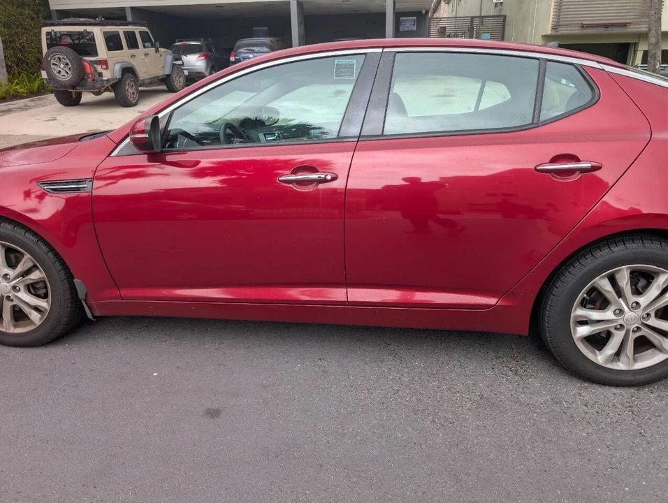 2013 Kia Optima/K5 - Image 9 of 14