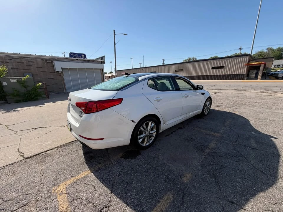2013 Kia Optima/K5 - Image 9 of 11