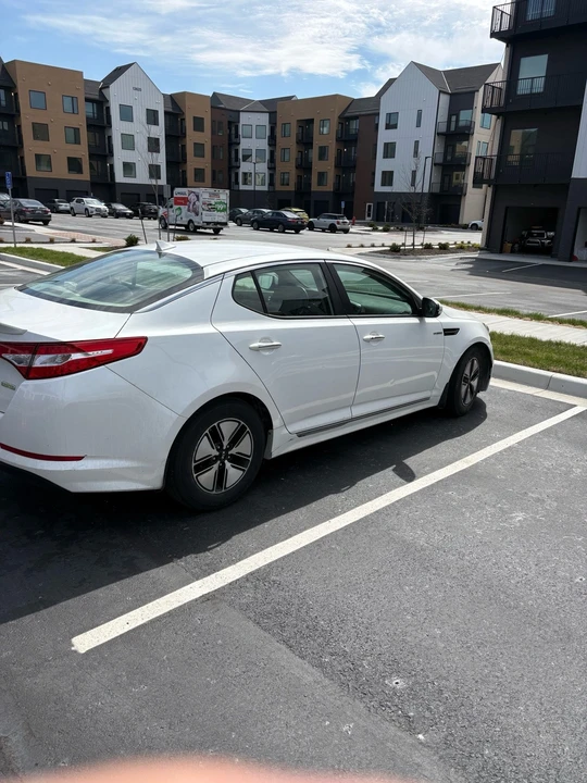 2013 Kia Optima/K5 - Image 2 of 8