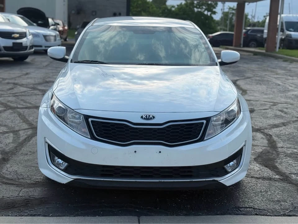 2013 Kia Optima/K5 - Image 2 of 17