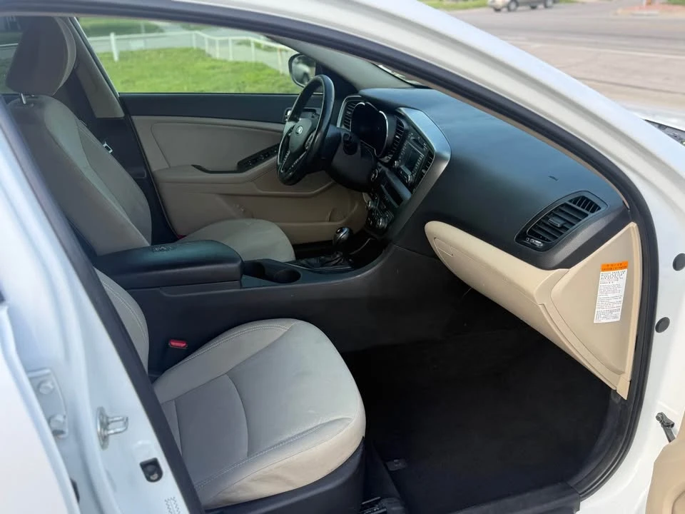 2013 Kia Optima/K5 - Image 16 of 17