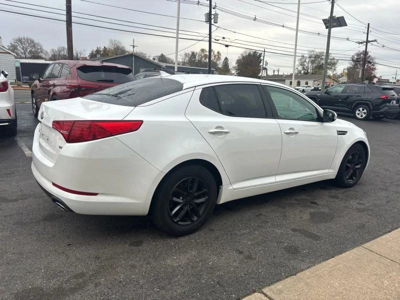 2013 Kia Optima/K5 - Image 8 of 12