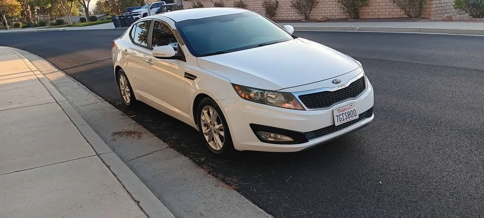 2013 Kia Optima/K5 - Image 5 of 15