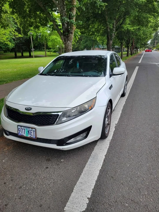 2013 Kia Optima/K5 - Image 8 of 8