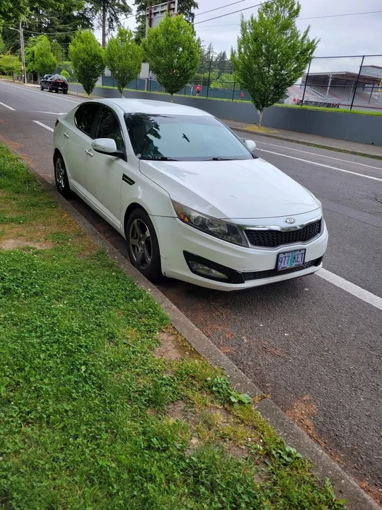 2013 Kia Optima/K5 - Image 6 of 8