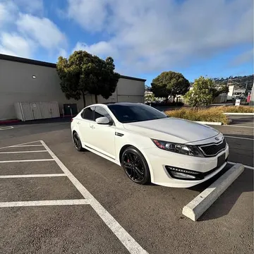 2013 Kia Optima Limited-SXL Sedan 4D