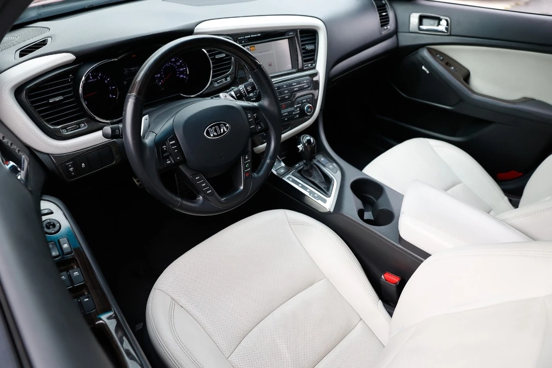 2013 Kia Optima/K5 - Image 4 of 12