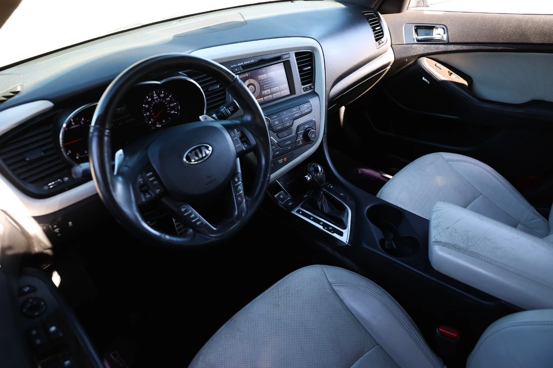 2013 Kia Optima/K5 - Image 4 of 12