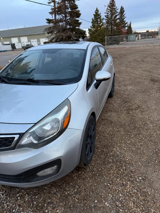 2013 Kia Rio - Image 6 of 16