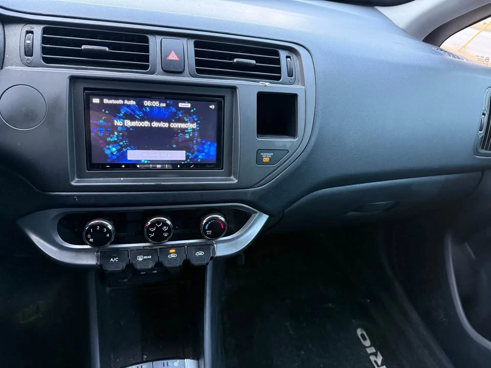 2013 Kia Rio - Image 15 of 16