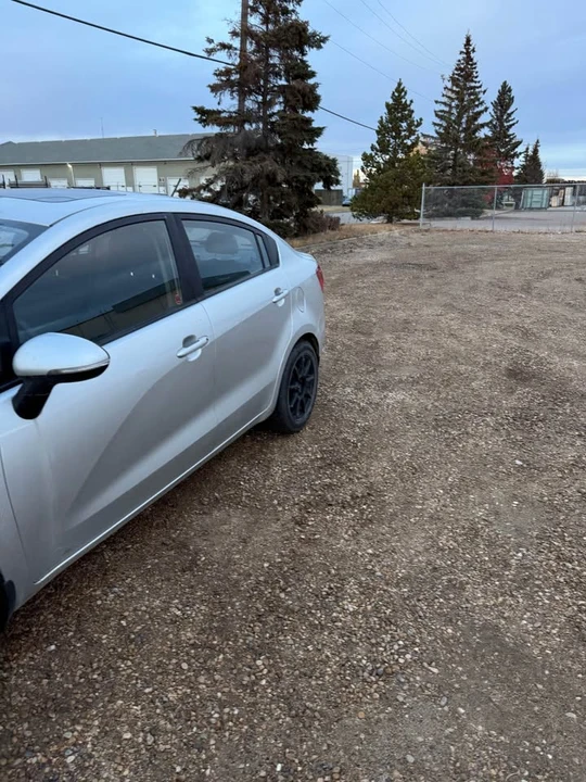 2013 Kia Rio - Image 8 of 16