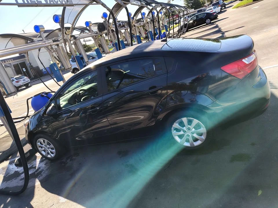 2013 Kia Rio - Image 4 of 6