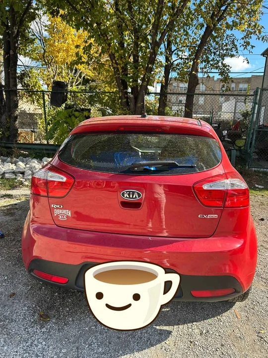 2013 Kia Rio - Image 2 of 4
