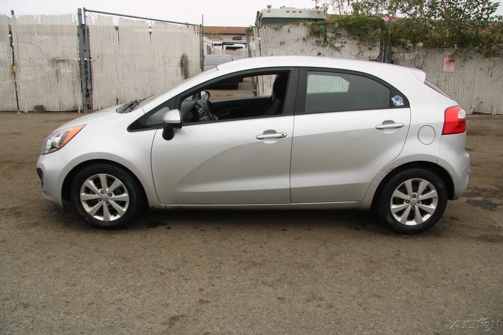 2013 Kia Rio - Image 3 of 21