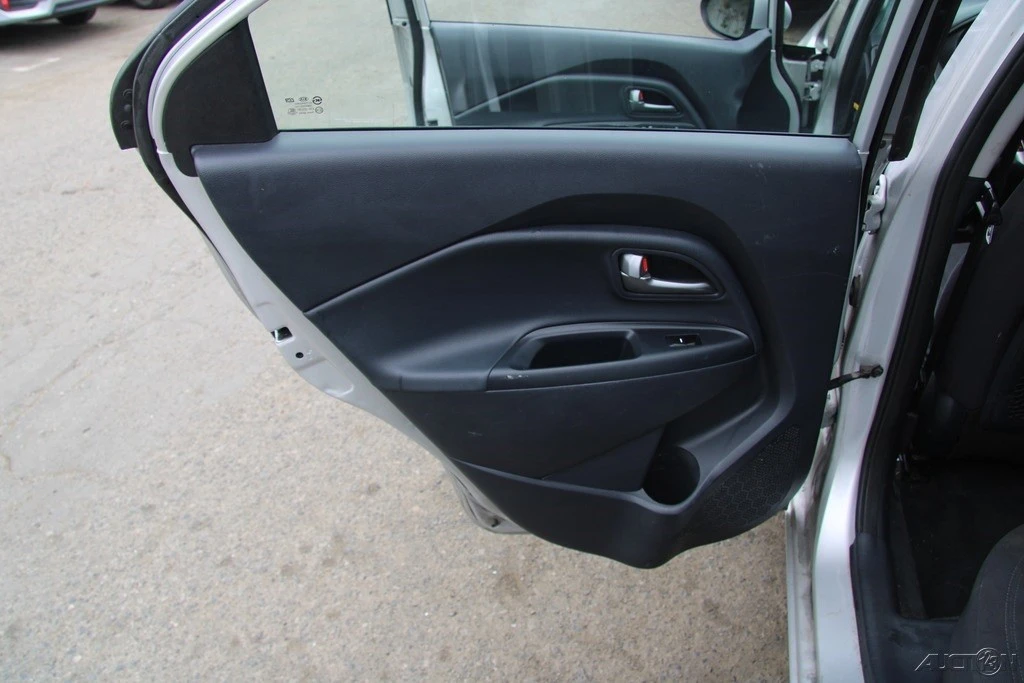 2013 Kia Rio - Image 20 of 21