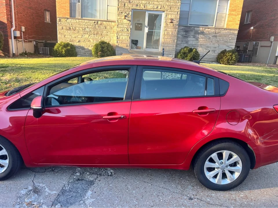 2013 Kia Rio - Image 6 of 7