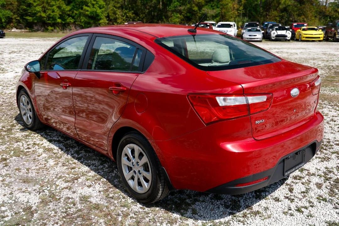 2013 Kia Rio - Image 5 of 21