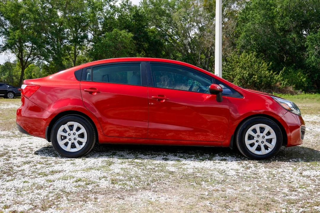 2013 Kia Rio - Image 13 of 21