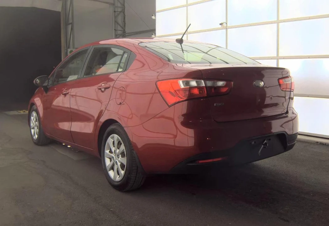 2013 Kia Rio - Image 2 of 12