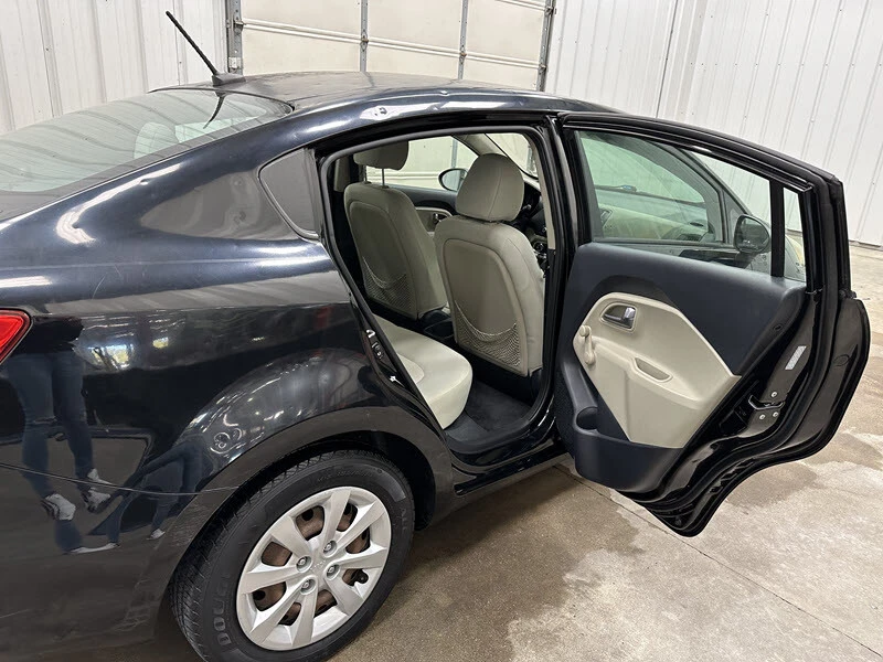 2013 Kia Rio - Image 15 of 21