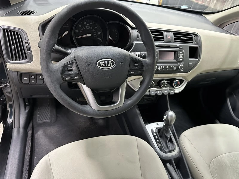 2013 Kia Rio - Image 8 of 21
