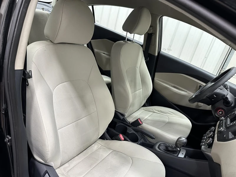 2013 Kia Rio - Image 18 of 21