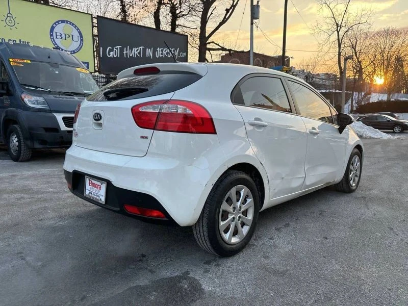 2013 Kia Rio - Image 6 of 12