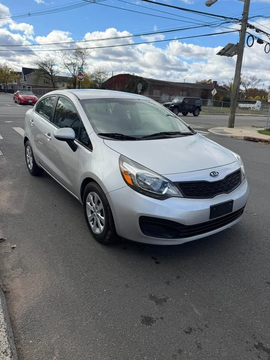 2013 Kia Rio - Image 3 of 12